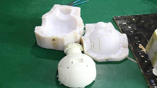 Robort vacuum casting plastic parts